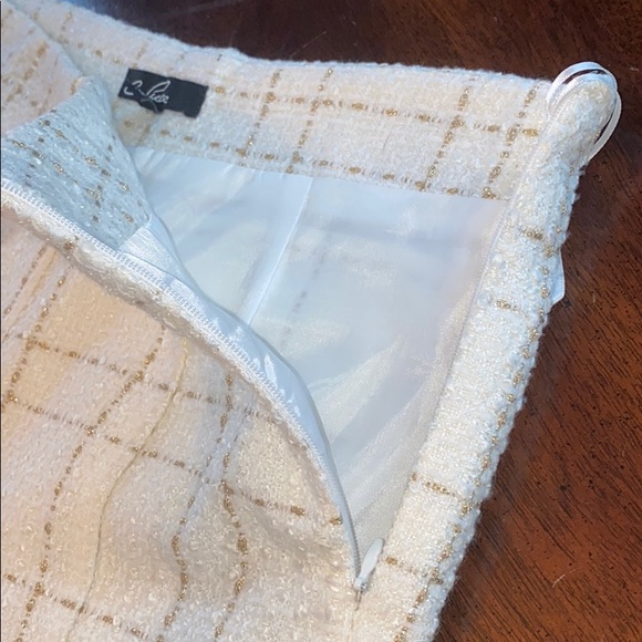 Shorts - Picture 6 of 6